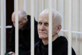 В Беларуси политзаключенный нобелевский лауреат отправлен за решетку на 10 лет