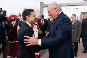 Дракахруст: «Мы памятаем абдымкі Лукашэнкі з Зяленскім. Што ж ён тады не раіў расійскім братам разабрацца з украінцамі?»
