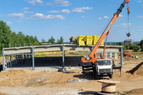 «Абсурда нас еще ждет немало. Когда за сотню перевалит, предлагаю составить хит-парад самых смешных, гротескных и безумных идей»