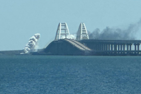 Война, 12 августа. Украина дважды атаковала Крымский мост, в Москве заявляют, что все ракеты были сбиты. США готовы тренировать украинских пилотов на F-16, если у Европы не хватит ресурсов