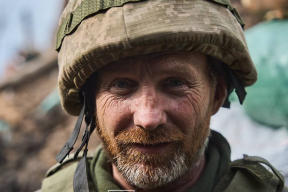 Война, 26 октября. Дания и США объявили о новых пакетах военной помощи Украине. Фонд Джорджа Клуни подал в немецкую прокуратуру заявление на российских военных. Россия строит военные заводы по всей стране — спутниковые снимки