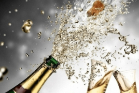 Белорусы установили рекорд по покупке шампанского