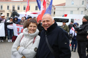 Конвейер репрессий. На свободу вышла Марина Адамович. В Березовке задержали завуча и секретаря школы