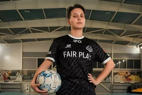 Конвейер репрессий. Почетную выпускницу БГУ приговорили к пяти годам колонии за донаты. Франаку Вячорке предъявлено обвинение по 9-ти статьям. Дмитрия Кучука задержали, когда он хотел почить память Навального