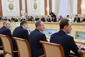 Лукашенко перечислил проблемы, созданные им же самим