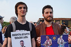 Массовая акция против закона об «иноагентах» в Тбилиси