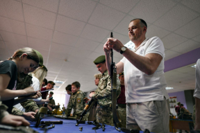 Зачем Карпенкову новая «Молодая гвардия»