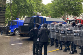 Парламент Грузии в третьем чтении утвердил закон об «иноагентах». В Тбилиси задерживают протестующих