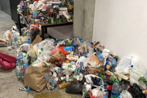 У беларусов на границе с Литвой отбирают продукты — погранпереход «Мядининкай» превратился в свалку