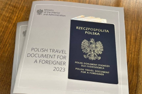Польша продлила упрощенный порядок выдачи беларусам проездного документа, который заменяет паспорт