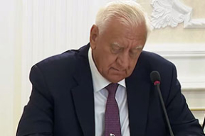 Мясникович вернулся на службу к Лукашенко