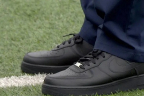 Лукашенко признал, что ему больно ходить: «Не могут мне сустав отремонтировать»