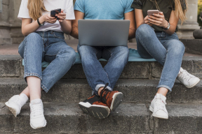 Цыганкоў: «Сюсюканьне перад моладзю, успрыманьне яе як нешта лепшае і вышэйшае — даволі беларуская рыса»