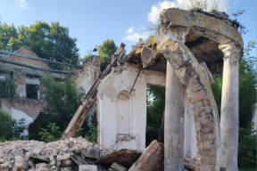 Фотафакт. Абрынуўся фасад сядзібы Грабоўскіх на Лідчыне