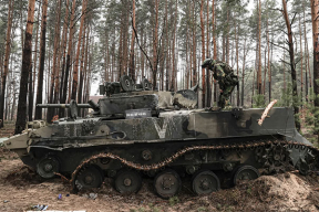 Война, 26 августа. В Украине разрешили выезжать из страны мужчинам до 22 лет. Обстреляна шахта под Добропольем. Атакованы объекты логистики в Крыму