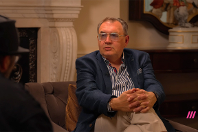 Пастухов: «Есть инструмент (Трамп в кустах), но нет нот сыграть что-то, кроме блокадной симфонии Шостаковича»