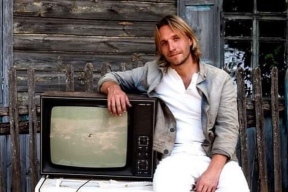 Конвейер репрессий. По «делу Гаюна» арестовали основателя арт-деревни под Гомелем. Семью педагогов-баянистов осудили за протесты. Заочный приговор художнице Виолетте Майшук