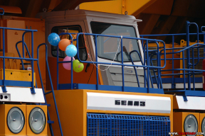 Хорошая мина при плохих продажах. Что не так с поздравлением Лукашенко работников машиностроения