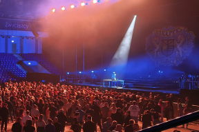 Как беларуский диджей Papa Bo открыл большой концерт MEUTE в Варшаве