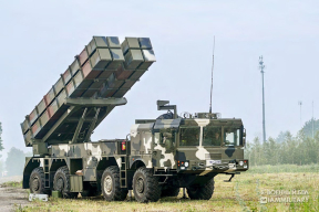 Жигарь: Насколько реально оснастить беларуские ракетные системы ядерными боеголовками