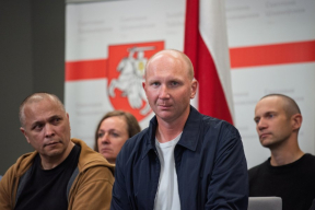 Як атрымлівалі навіны пра вайну і ці магчыма ў беларускай турме размаўляць па-беларуску? Інтэрв’ю Яўгена Меркіса