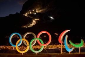 Спортсмены из России и Беларуси будут допущены к Олимпиаде-2026 под нейтральным флагом