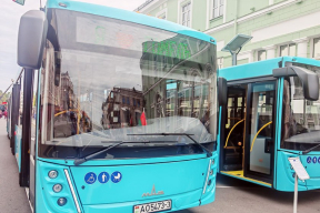 «Приходится распихивать по своим». Кто купит непроданные беларуские автобусы