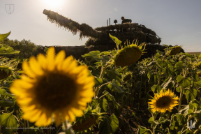 Война, 14 сентября. «Танк и не думает уходить со сцены». Украинские беспилотники атаковали Киришский НПЗ. В Ленобласти сошли с рельсов два тепловоза