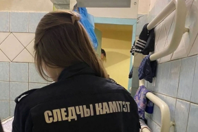 «Скажи, что ты отказалась от меня». Как семьи политэмигрантов живут в Беларуси под давлением силовиков