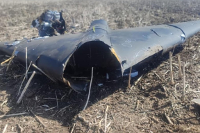 Два российских дрона упали в Брагинском районе: один недалеко от АЗС, второй рухнул на частный дом