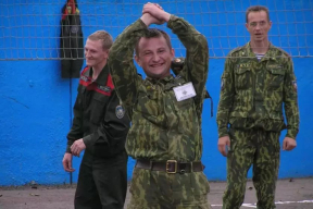 Конвейер репрессий. Спасателя из Смиловичей приговорили к колонии за «Гаюна» и «госизмену». В Петербурге задержали комика из Пинска – он скрывался три года