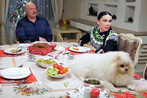 От создателя картинки «Шпиц на обеденном столе». Лукашенко возмутился из-за антисанитарии на птицефабрике