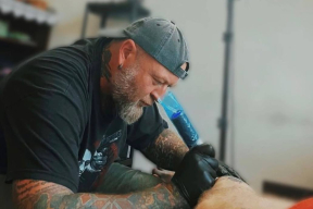 «Консул спытаў, ці ёсць яшчэ што. І я даслаў фота Кастуся Каліноўскага на сваёй грудзі. Праз 30 секунд прыйшоў адказ»