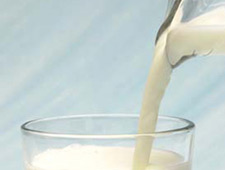 Россия готовится нанести удар по белорусскому молоку