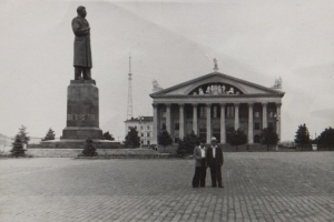 Лучшее из архива. Как в Минске за одну ночь снесли памятник Сталину, будто его и не было