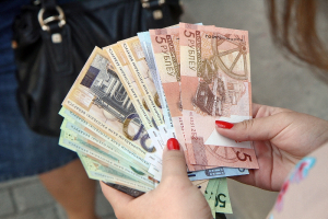 Полегчает ли бюджетникам от того, что Лукашенко озаботился их зарплатами