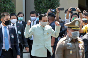 Фотофакт. Внешний вид премьер-министра Таиланда на публике