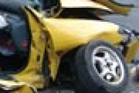 Toyota вылетела на встречную и врезалась в Renault (фото)