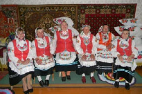Ананчицкие бабушки: «Мы ничем не хуже бурановских!» (фото)