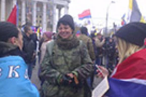 Дважды «похороненная» снайперша из Борисова на митинге в Москве