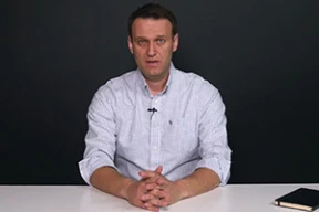Навальный в новом видео поиздевался над тем, кто обвинил его в использовании школьников