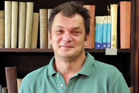 Кніжны кірмаш: як сустрэчу з сусветна вядомым пісьменнікам ператварылі ў калхоз