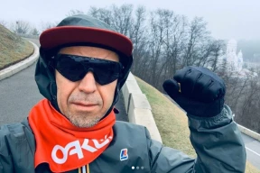 Лайфхаки от Михалка по коронавирусу: разрежьте лифчик на две части