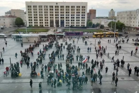Фотофакт. Могилевчане пришли на площадь на пикет к Тихановскому
