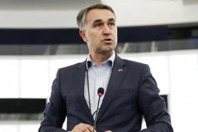 Нужны ли санкции против белорусских чиновников, ответственных за репрессии (голосование)