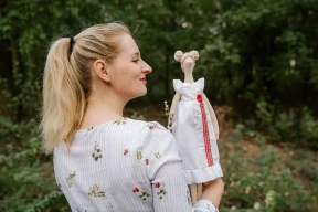Мастерица-кукольница из Беларуси: шью и чувствую, что участвую в партизанском движении