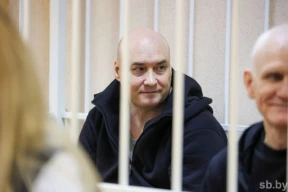 Конвейер репрессий. Валентин Стефанович: «Не маю ніякіх ілюзій адносна гэтага прысуду». «Весновцы» выступили на суде с последним словом. Врач из Сморгони получил шесть лет колонии за комментарии в интернете