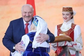 Как пресс-служба Лукашенко имитирует масштабность его визитов и сколько реально он времени там проводит?