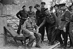 Бужанский: «Черчилль в конце этой истории заехал сфотографироваться на руинах бункера Гитлера. А фюрер уже никуда не поехал»