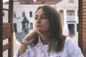 За «призывы к нанесению ущерба Беларуси» судят учительницу английского и сотрудницу «Пеленга». Таможенника обвиняют в госизмене. Павла Данейко заочно приговорили к 12 годам